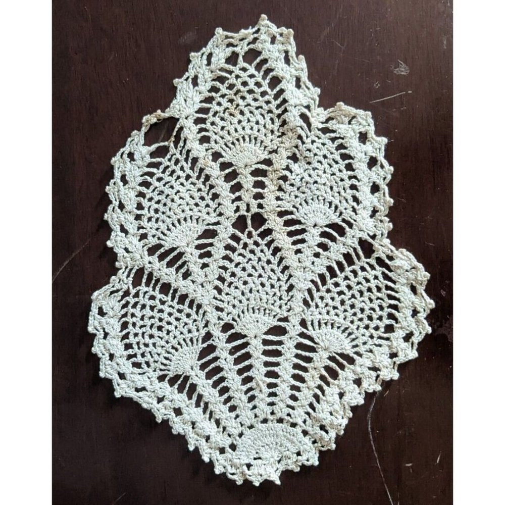 Handmade Doily Hand Crochet Leaf Shaped Beige Cotton Thread Vintage 10" x 8"